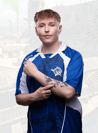 Layze portrait
